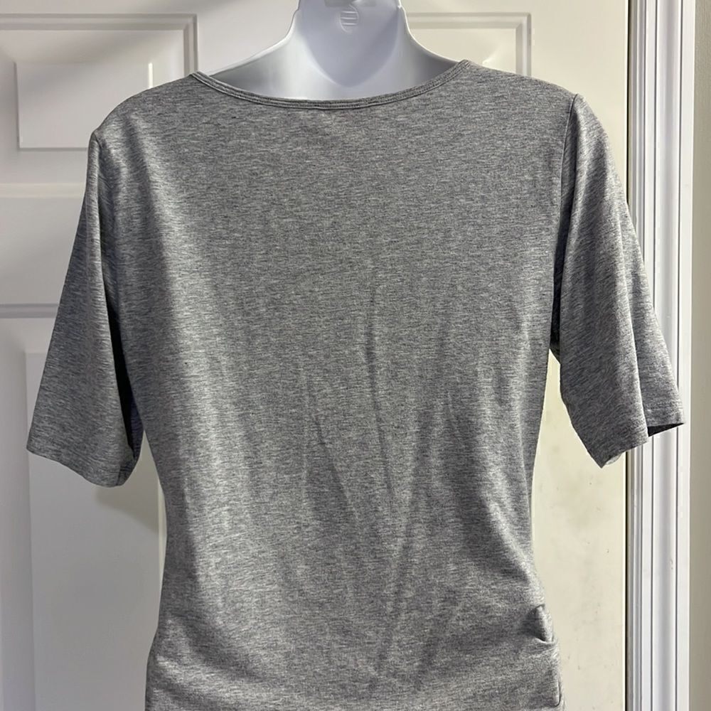 All Worthy by Hunter McGrady Heather Gray Short Sleeve Rouged T- Shirt- Small - Picture 8 of 11